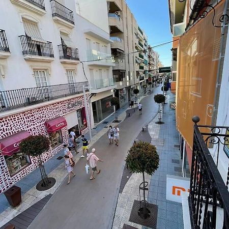 Апартаменты Casa Del Mar En La Plaza De La Axarquia Торре-дель-Мар Экстерьер фото